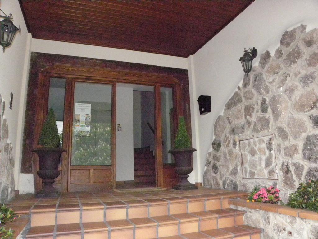 Casa De Navalhorno Valsain Apartman La Pradera de Navalhorno Kültér fotó